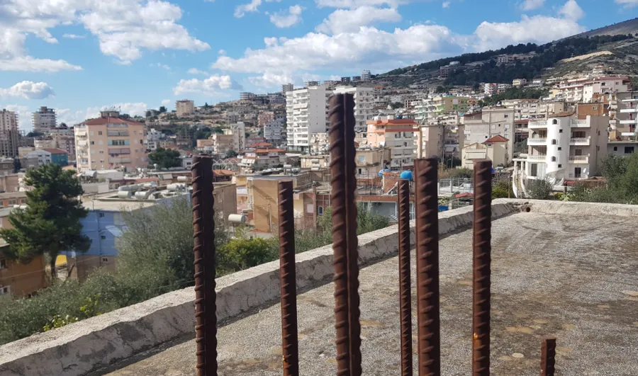 Shkrimi në median britanike: Ana tjetër e turizmit shqiptar që po betonizon gjithçka