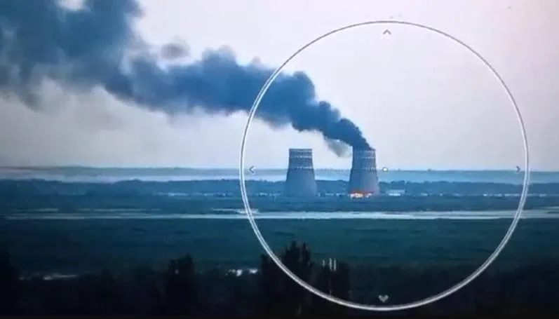 Shuhet zjarri në Zaporizhzhia, Moska akuzon Kievin: Bombardoi termocentralin
