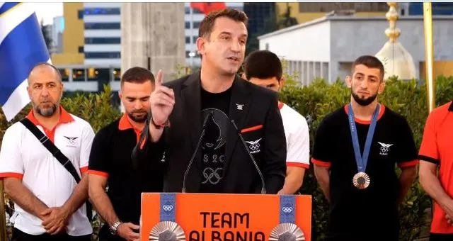 Si mund t’i mungojë “medalja e Hajdutit” Erion Veliajt?