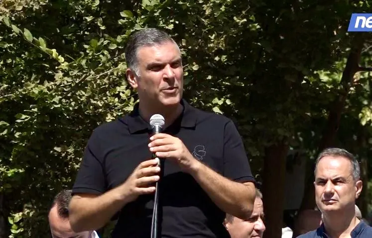 Protesta/ Blushi: DumDumani ose të arrestojë Erion Veliajn, ose të hyjë vetë në burg