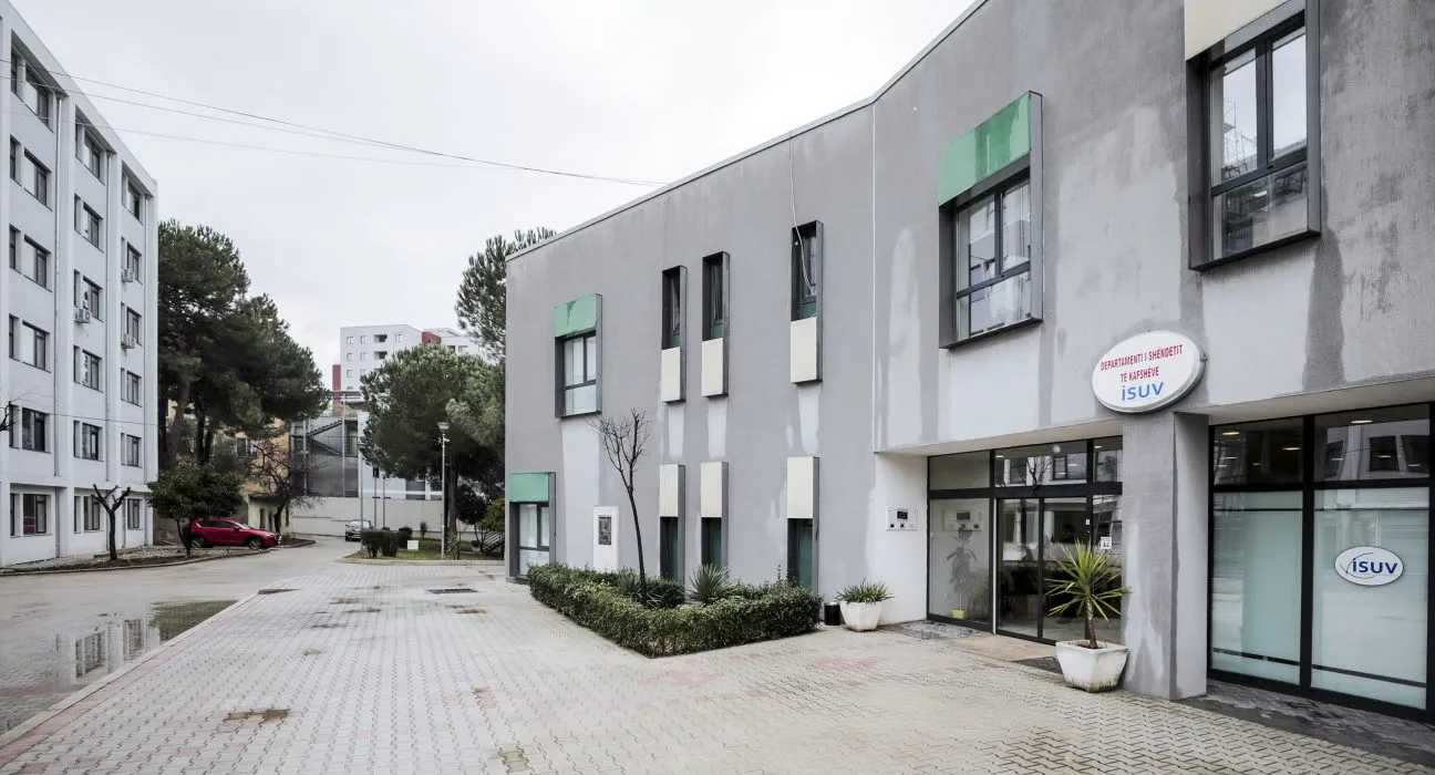 Tre javë pasi u përjashtua tenderat, kompania e Kadaresë fiton kontratën 1.6 milionë euro nga ISUV