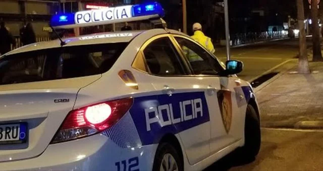 Tiranë/U qëllua me kaçavidë, dyshohet se i plagosuri i ngacmoi të dashurën autorit