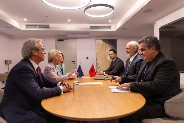 Rama takon në Pragë Ursula von der Leyen, për piketat e rrugës sonë të përbashkët europiane