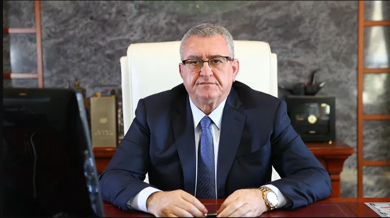 Kërcënohet presidenti i FSHF Armand Duka, arrestohen 5 persona