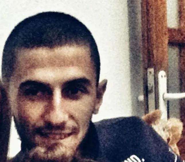 E rëndë në Maliq/ Bashkëshorti dhunon gruan për motive xhelozie, e ndihmon dhe  babai!