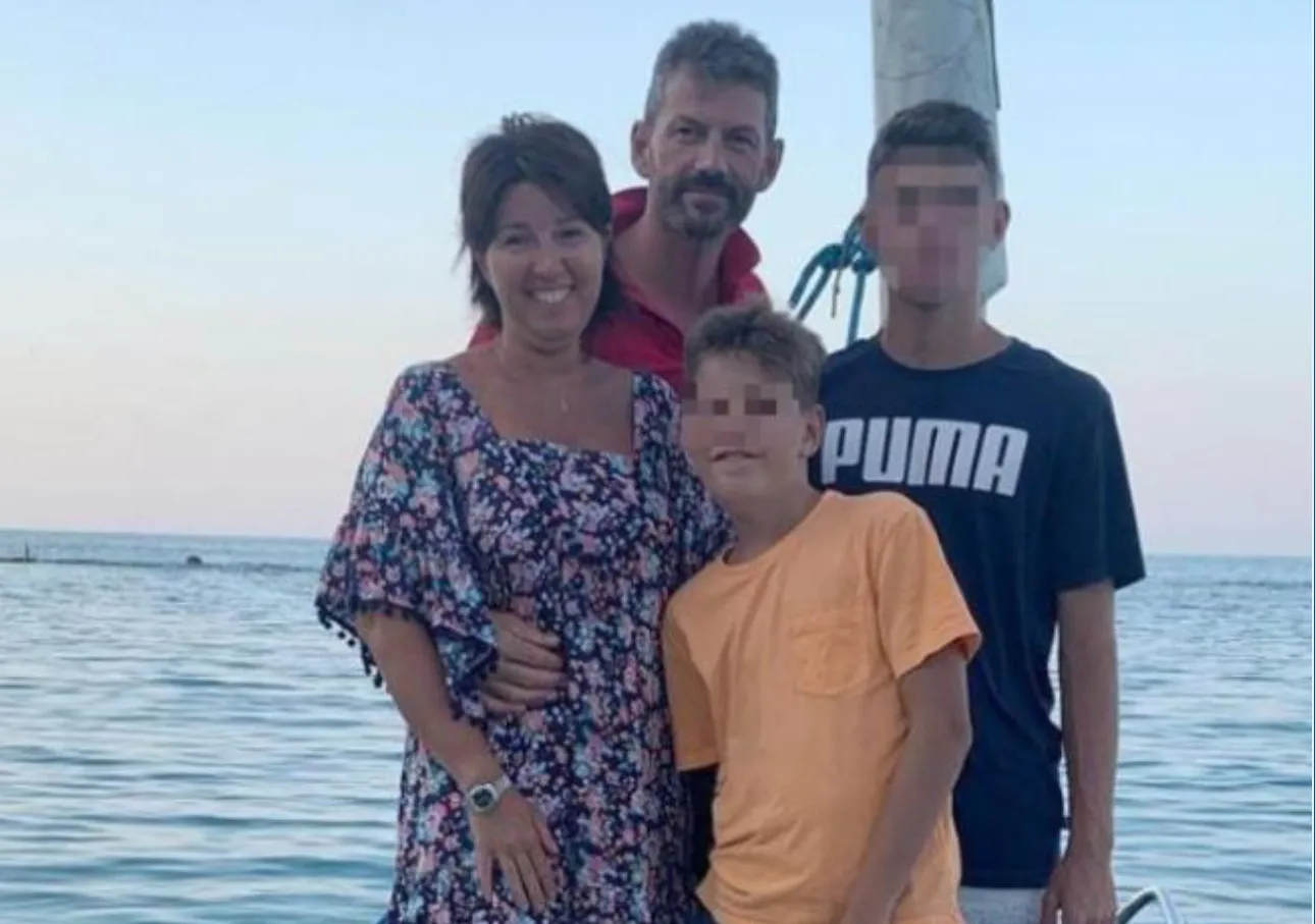 17 vjeçari tregon arsyen pse vrau familjen me thikë: Mendova se duke i vrarë do ta liroja veten