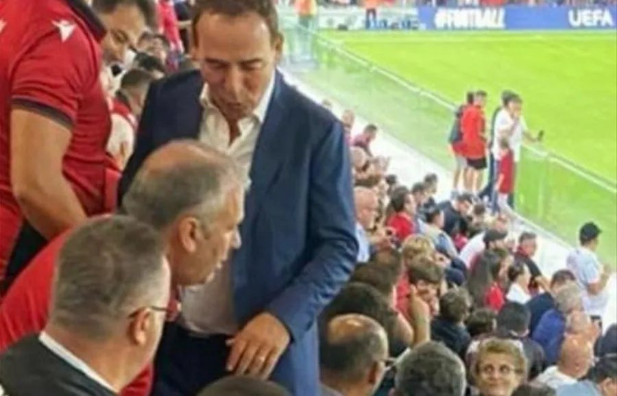 Del foto/ Një ditë para akuzës ndaj Berishës, Engjëll Agaçi bashkë me Arben Krajën
