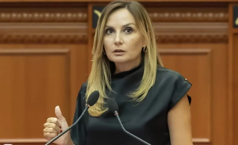 Tabaku replikë me ministrin e Financave: Qeveria duhet t’ua kthejë paratë e mbledhura përmes taksës antikushtetuese profesionistëve të lirë