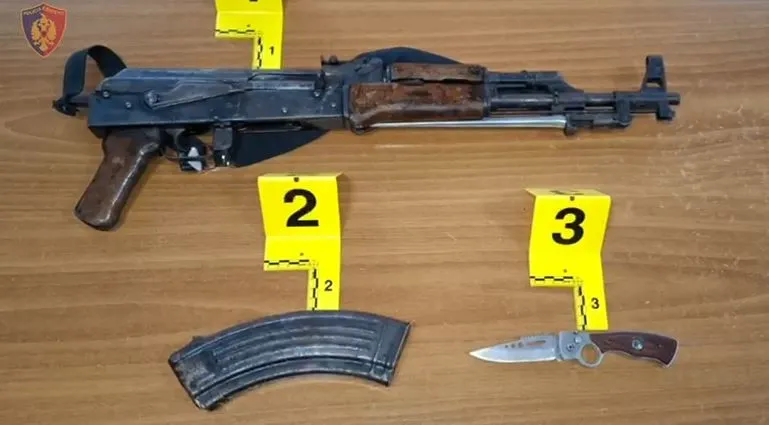 Malësi e Madhe/Tentoi t’i vidhte një shtetasi bagëtitë në kullotë, e kërcënoi dhe qëlloi me kallashnikov