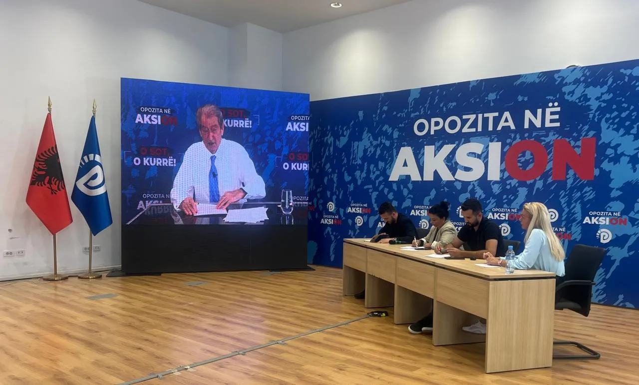 Hetimi skandaloz/ Berisha: U publikuan edhe emrat e fëmijëve autikë, këta janë monstra!