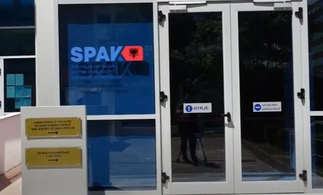 SPAK sekuestron telefonin drejtorit të Policisë së Elbasanit! Merren në pyetje disa efektivë