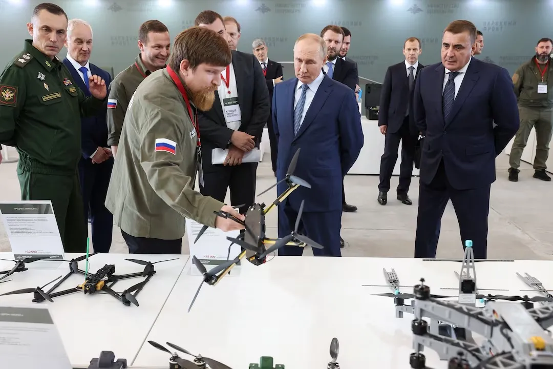 Presidenti Putin flet për rritjen e prodhimit të dronëve: Kemi dhjetëfishuar kapacitetet për të fituar në fushën e betejës