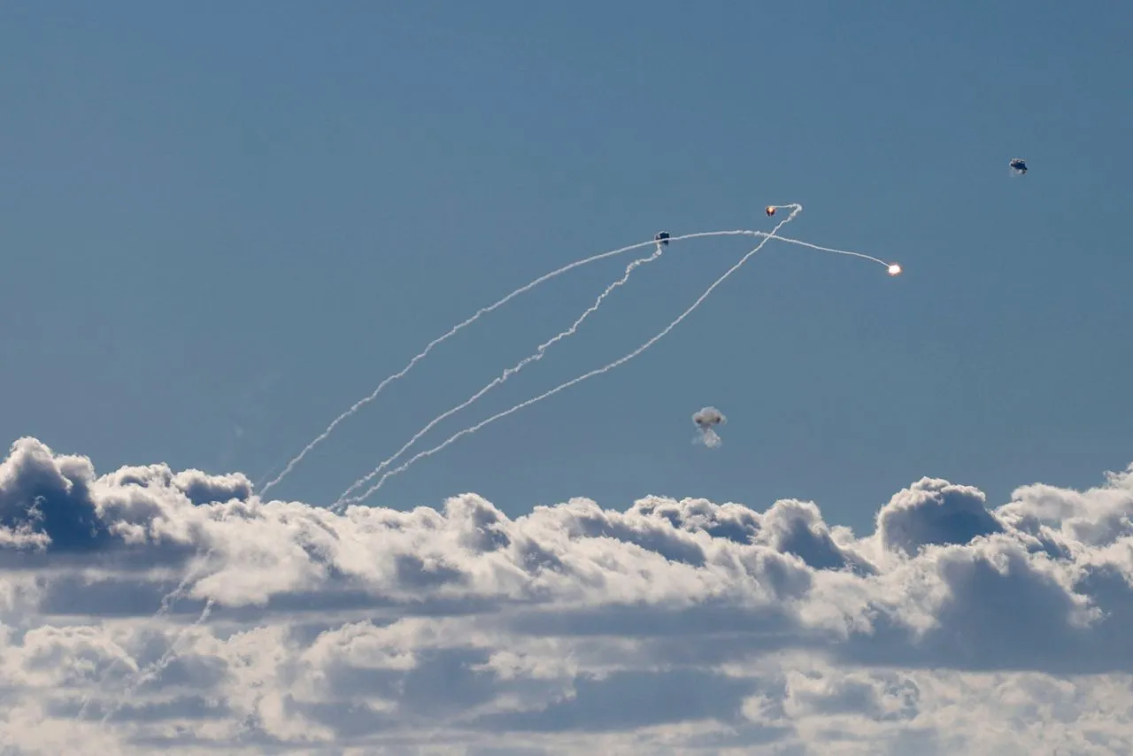 Hezbollahu nis sulmet hakmarrëse, lëshon mbi 100 raketa në Izrael!