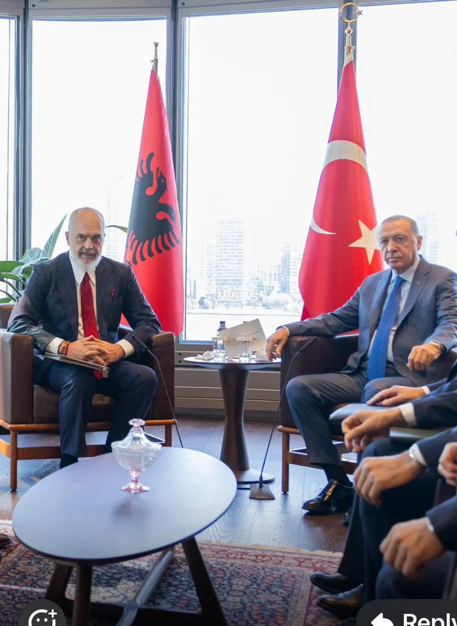 FOTO/ Rama takon Erdoganin në New York: Me Presidentin e Republikës së Turqisë