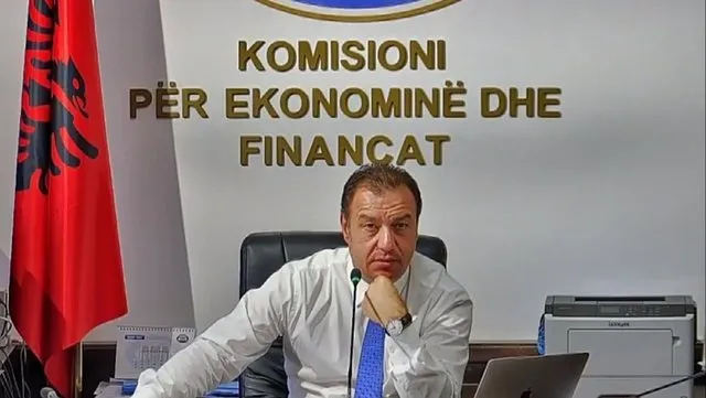 Barometri / 7% e bizneseve paguajnë korrupsion për ndryshimin e ligjeve