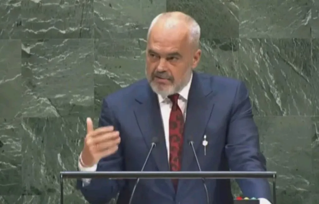 Hodhi shashkën e krijimit të “shtetit bektashi”, reagon Rama: Çuditë e thëna kaluan kufijtë e fantazive, nuk do të heq dorë!