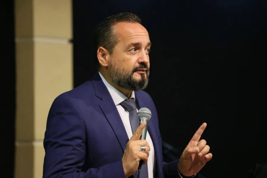 Akil Pano: Rama zbuloi padijen e tij mbi teizmin