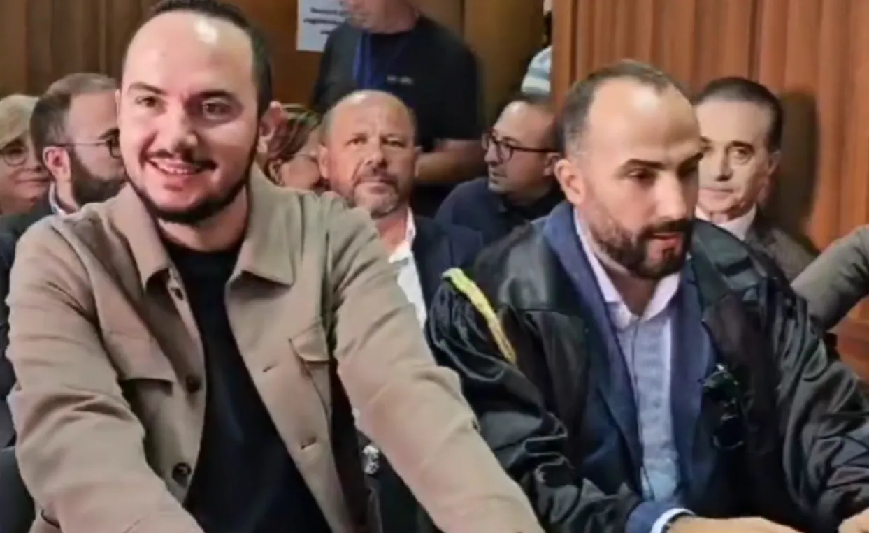Nga Burgu i Fierit, Salianji nxjerr VIDEO-n: Kjo është vetëm një medalje…