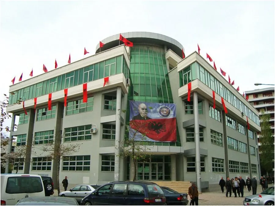 Në universitetin e Vlorës regjistrohen vetëm 748 studentë, mbyllen 3 degë