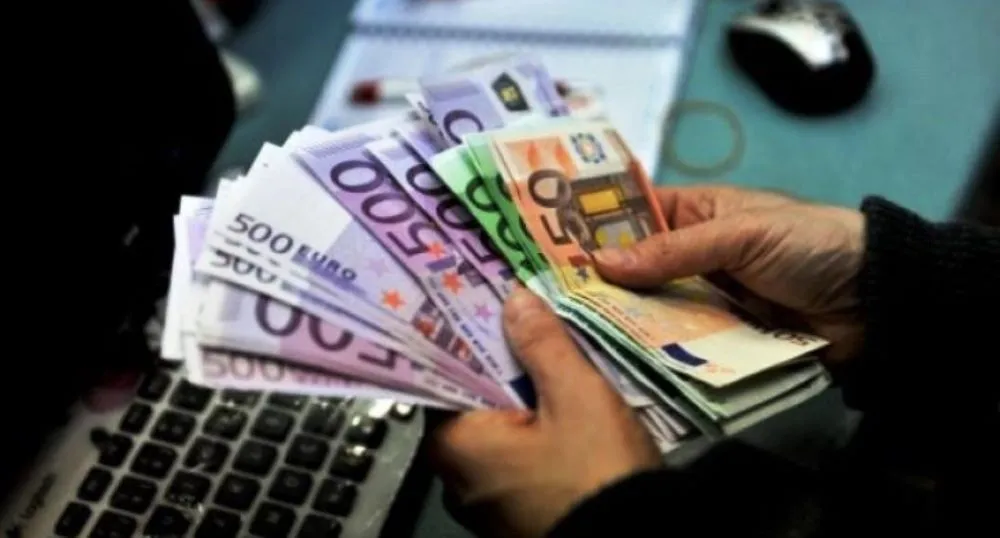 Bankat dhanë pothuajse 70 mijë kredi në gjysmën e parë të vitit