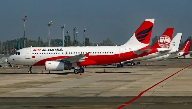 Reagon “Air Albania”:  Anullimi i fluturimit për një defekt teknik, pasagjerët kthehen sot në Tiranë