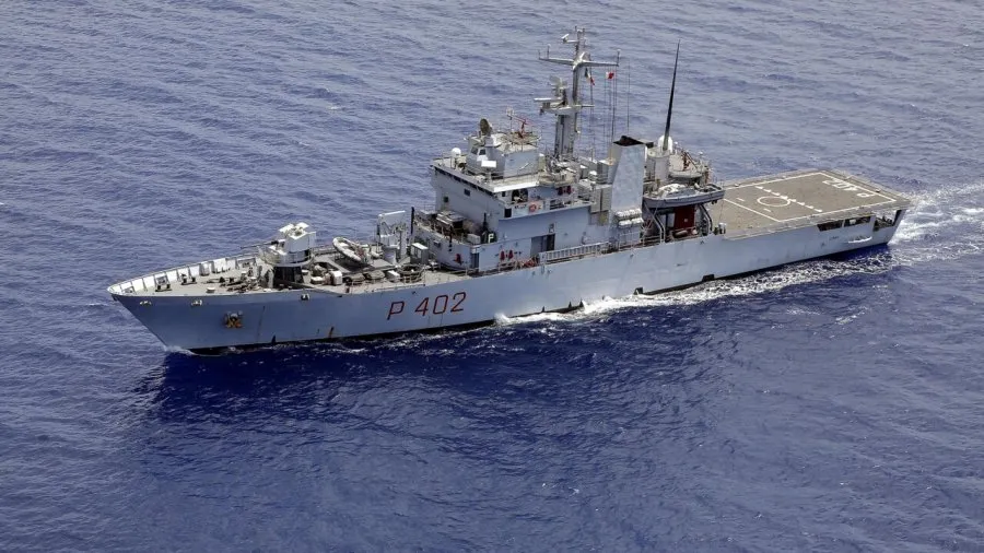 Niset drejt Shqipërisë grupi i parë i emigrantëve afrikanë të gjetur në det
