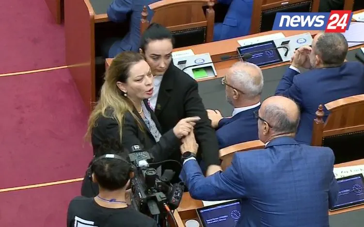 Petro Koçi ngre tonet dhe akuzon opozitën: “Kjo është përpjekje për luftë civile”