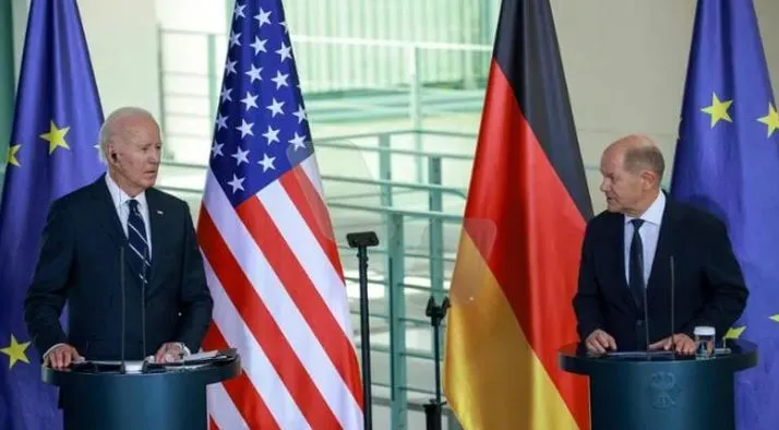 Biden e Scholz bien dakort: 50 mld usd për Ukrainën