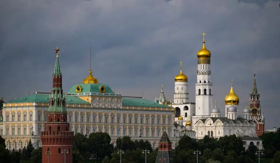 Ushtria ukrainase lëshon dronë drejt Moskës dhe fabrikës ruse të armëve
