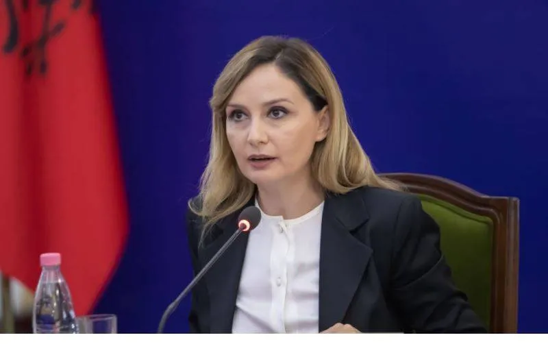 Jorida Tabaku flet për skemën e pensioneve: Qeveria iu dha pensionistëve 5 herë më pak se oligarkëve