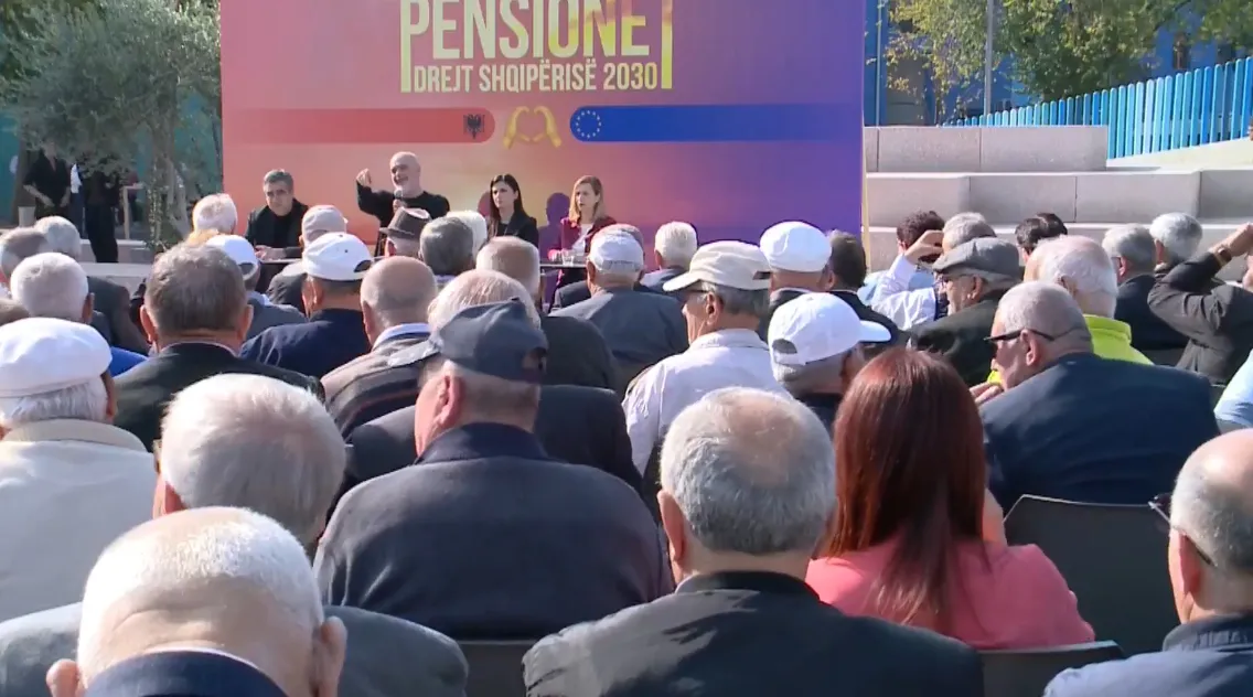 Rama takim me pensionistët në Durrës: Deklaroni pagat! Do rrisim presionin ndaj kompanive dhe bizneseve