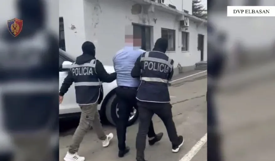 Vodhi 25 milionë lekë, arrestohet 38-vjeçari
