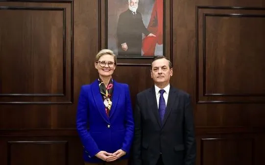 E Ngarkuara me Punë e SHBA,  vizitë në Gjykatën e Lartë: Është shënuar progres në reduktimin e çështjeve të prapambetura