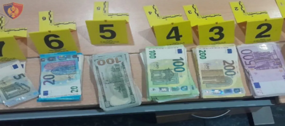 Kapshticë/ U kap me  28 mijë euro të padeklaruara, arrestohet 50-vjeçari