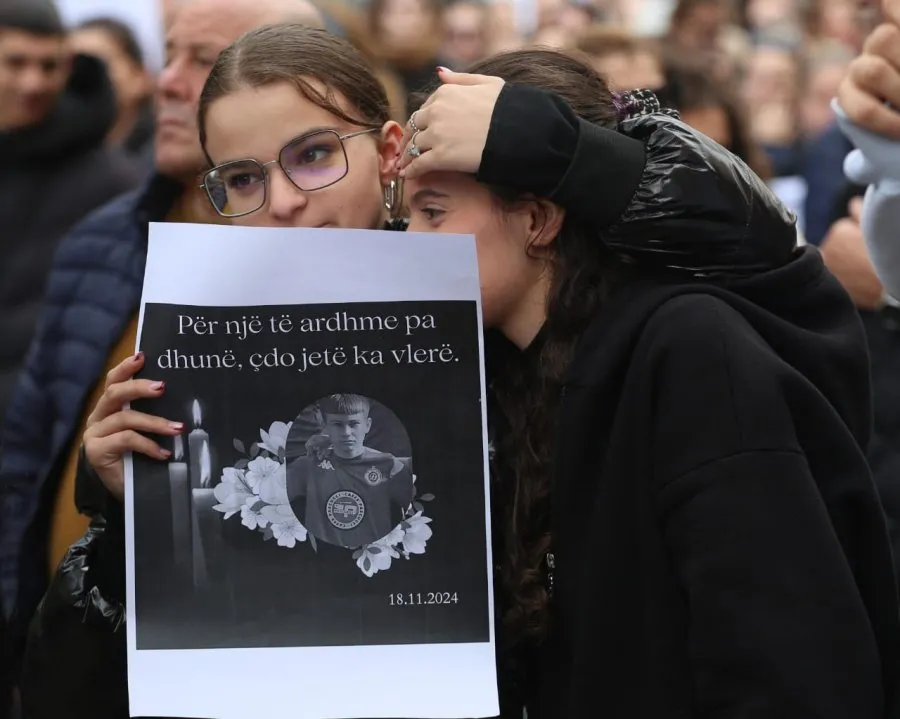 Protesta për vrasjen e Martinit pritet të përshkallëzohet duke bojkotuar mësimin