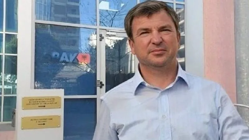 Gjykata  e dënon me 2 vite e 8 muaj burg Vangjush Dakon