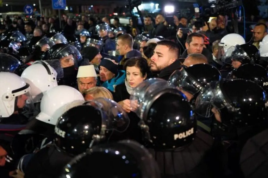 Deputetja e PD flet pas lirimi të protestuesve: Ndalimi i paligjshëm, ne nuk ndalemi!