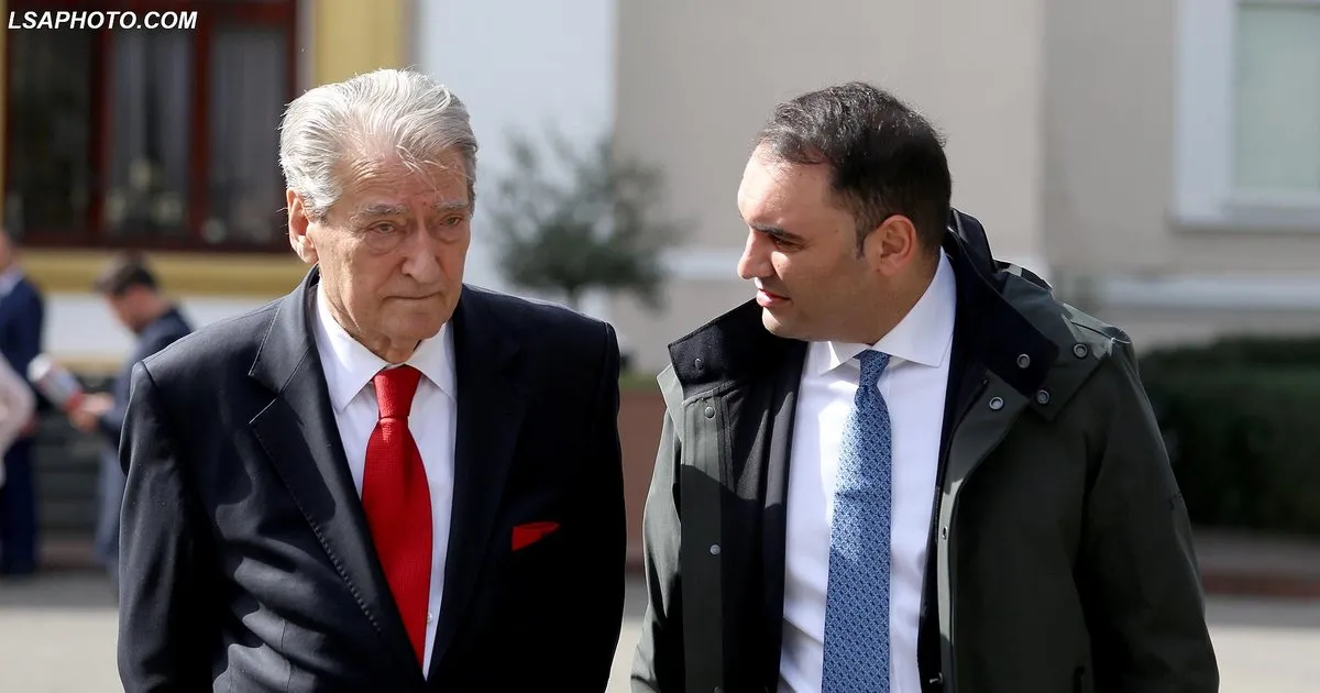Këlliçi reagon pas lirimit të Berishës : Më në fund! Farsa ra