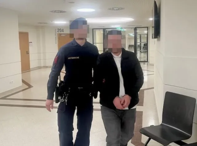 Pendohet shqiptari që paguante prostitutat me euro false: “Më ktheni në atdhe”