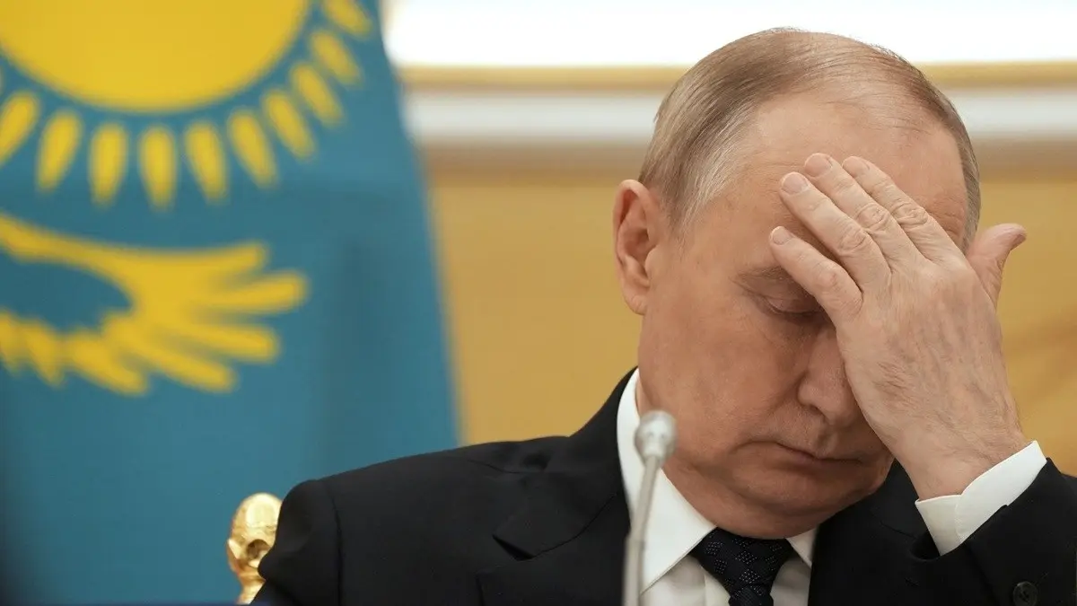Presidenti rus pritet me flamurin ukrainas gjatë vizitës zyrtare