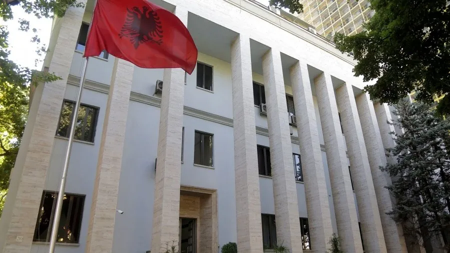 Kushtetuesja/Këshilli i Emërimeve në Drejtësi nuk komenton mandatin e Elsa Toskës