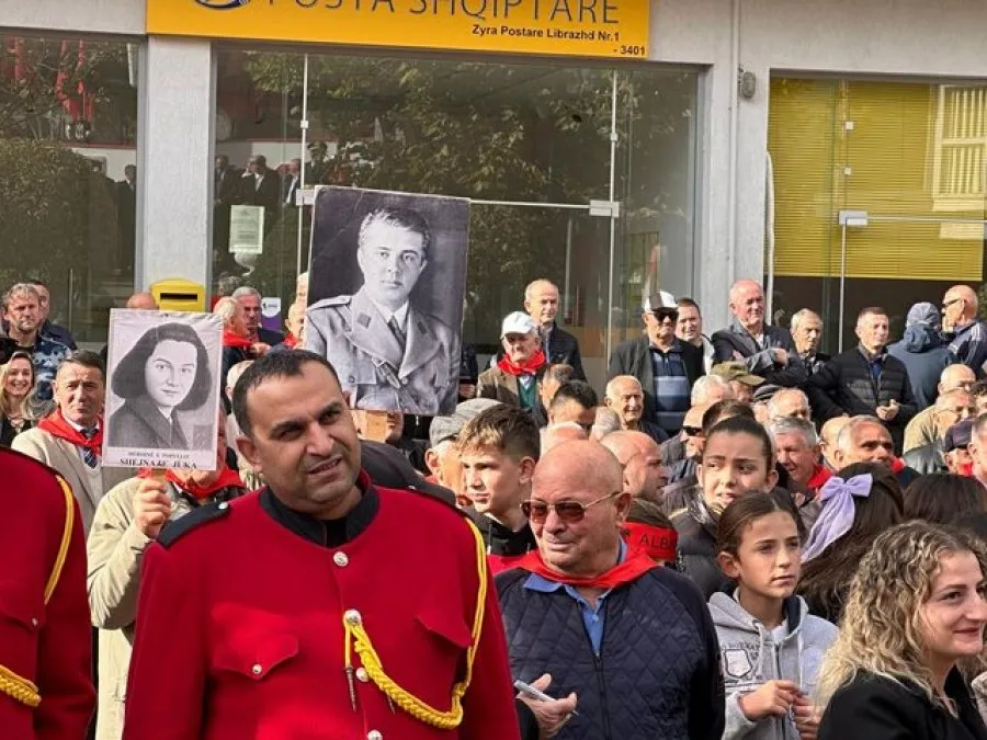 80-vjetorit të çlirimit të Librazhdit, festohet me foton e diktatorit Hoxha