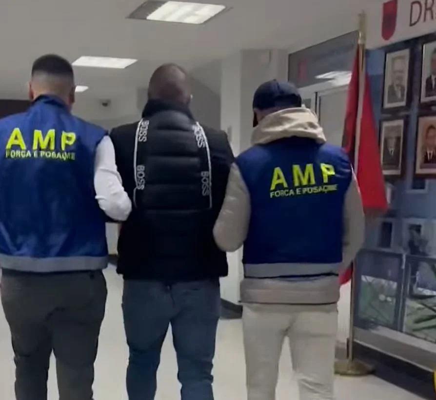 AMP arreston efektivin e Komisariatit të Dibrës