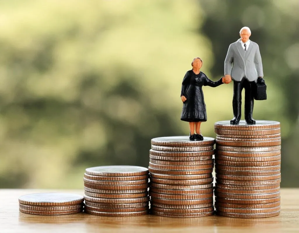 Borxhi ndaj sigurimeve 240 mln euro
