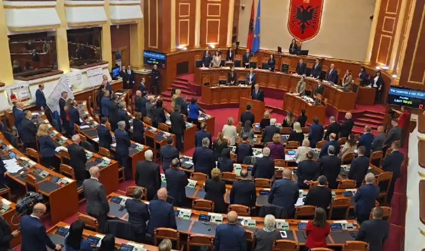 Parlamenti mban 1 minutë heshtje për Sami Repishtin