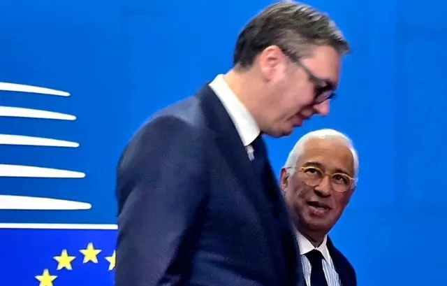 Vuçiç e thotë troç në Bruksel: Nuk jemi të interesuar të njohim Kosovën apo të vendosim sanksione ndaj Rusisë