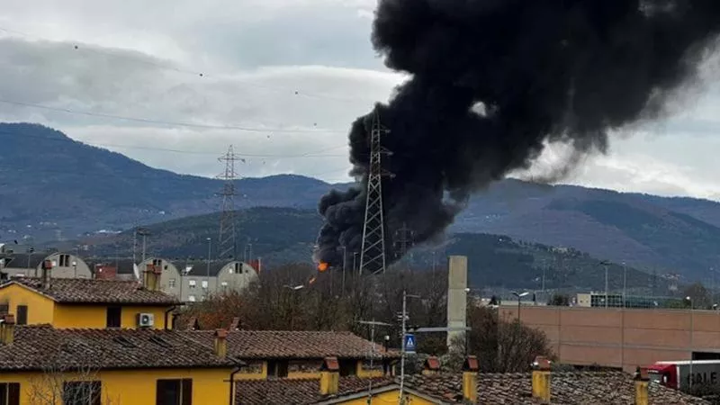 Itali/Shpërthimi në një depo nafte, viktima dhe të plagosur