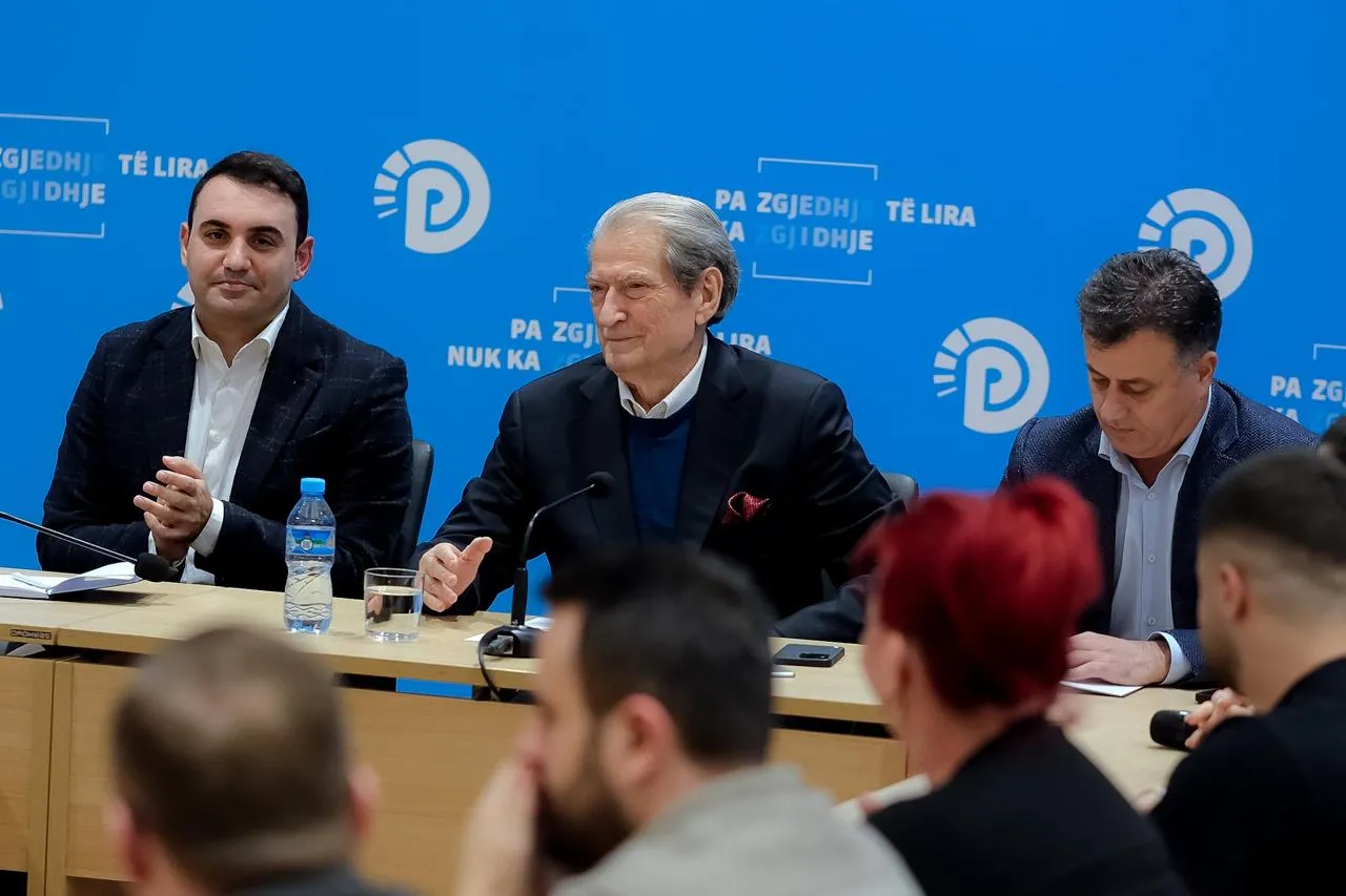 Zgjedhjet e 11 majit, Berisha kërkon të ndiqet shembulli i fushatës së Trump: Të nisim sulmin elektoral deri në ditën e fitores