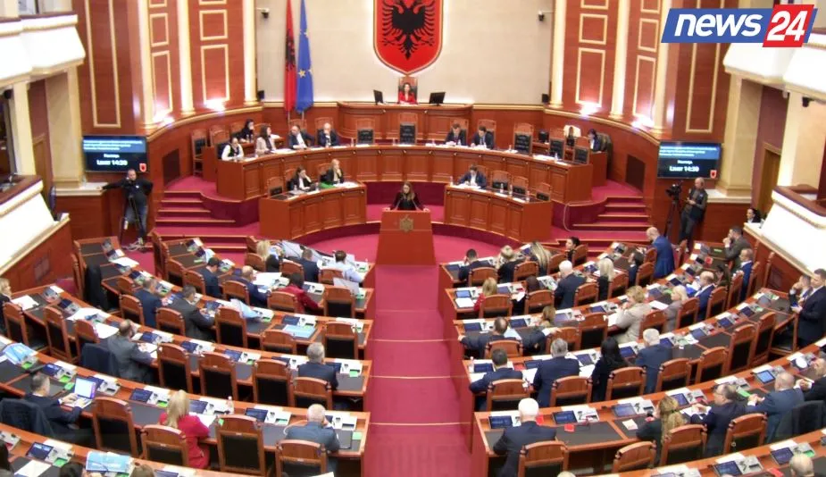 Interpelanca për vrasjen e Martin Canit, Manastirliu-Zhupës: Kanosja me fjalë, shembulli më i keq që mund të japim