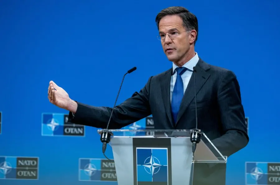 Shefi i NATO-s paralajmëron Evropën: Nëse s’doni që lufta t’ju vijë te dera, zgjohuni dhe veproni